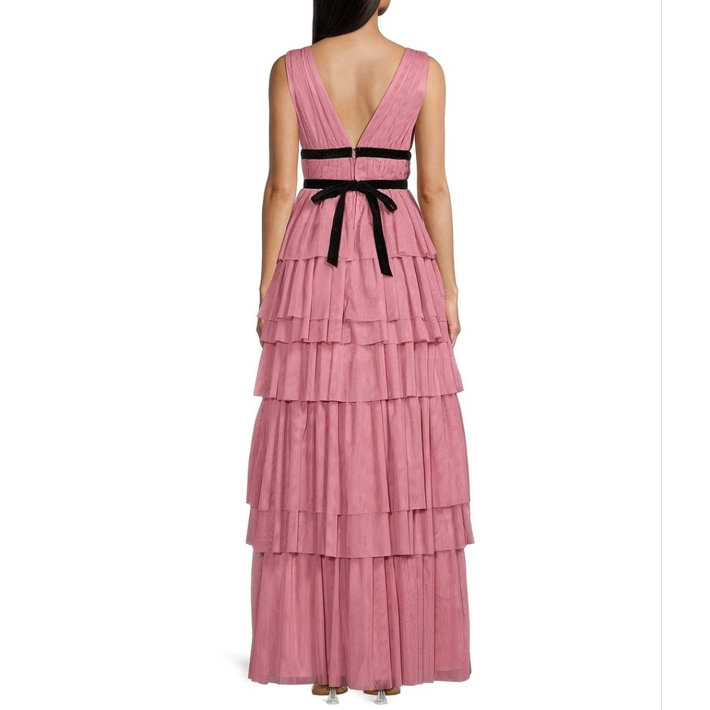 NWT Deep Moon V-Neck Tiered Tulle Ballgown Size 13 Rose and Black - Picture 3 of 9